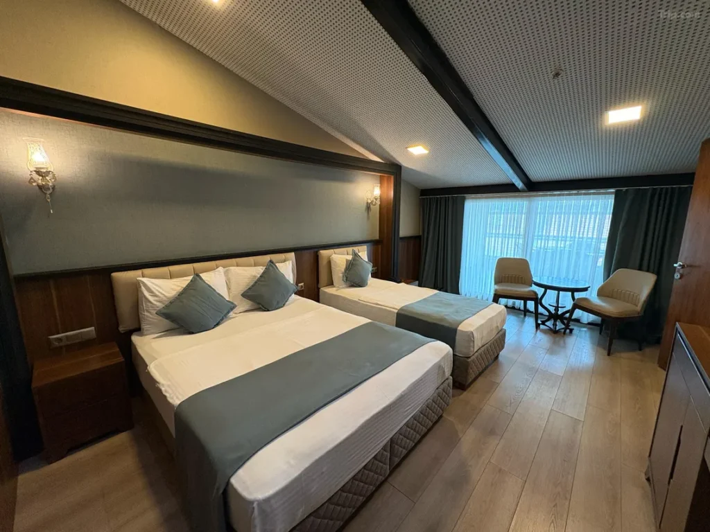 HOTEL VALENS NOVEMBRE